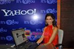 Deepika Padukone launches Yahoo_s new look in Yahoo Office on 10th Oct 2009 (8).JPG
